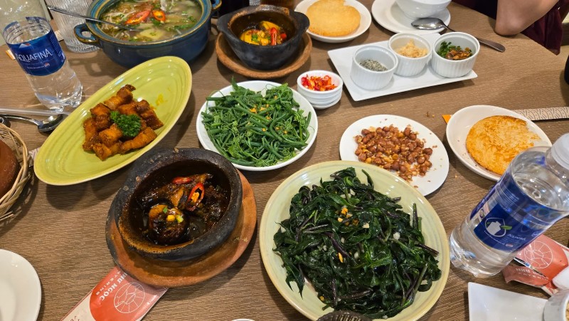 Cơm niêu Như Ngọc