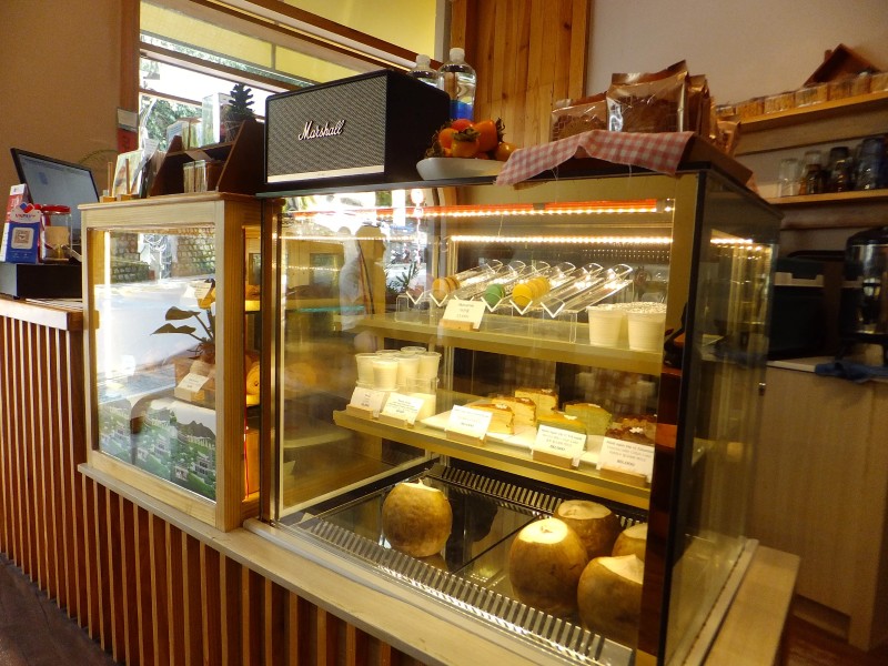 La Lapine - Bakery & Coffee