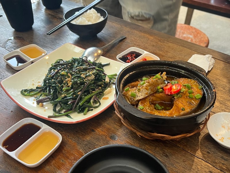 Quán cơm Anne Dalat: Trải nghiệm món ăn và không gian Quán cơm Anne Dalat