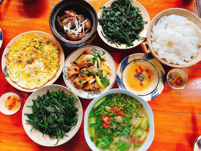 Quán Cơm Quê Xưa Đà Lạt: Hương vị cơm nhà có như lời đồn? Quán Cơm Quê Xưa