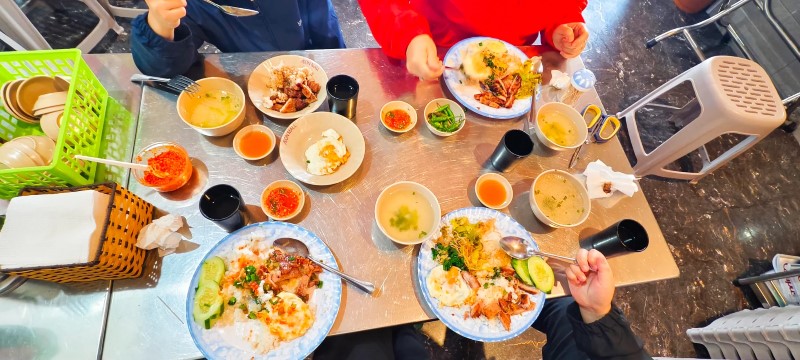 Quán cơm tấm Sài Gòn Thành Nhân