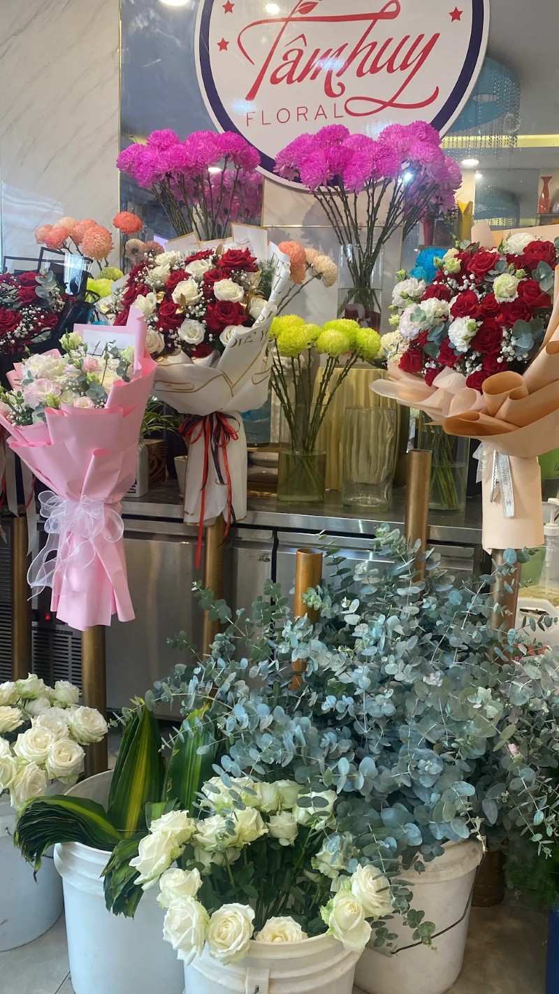 Shop Hoa Tâm Huy Đà Lạt - Tiệm hoa nghệ thuật tinh tế Shop Hoa Tâm Huy Đà Lạt