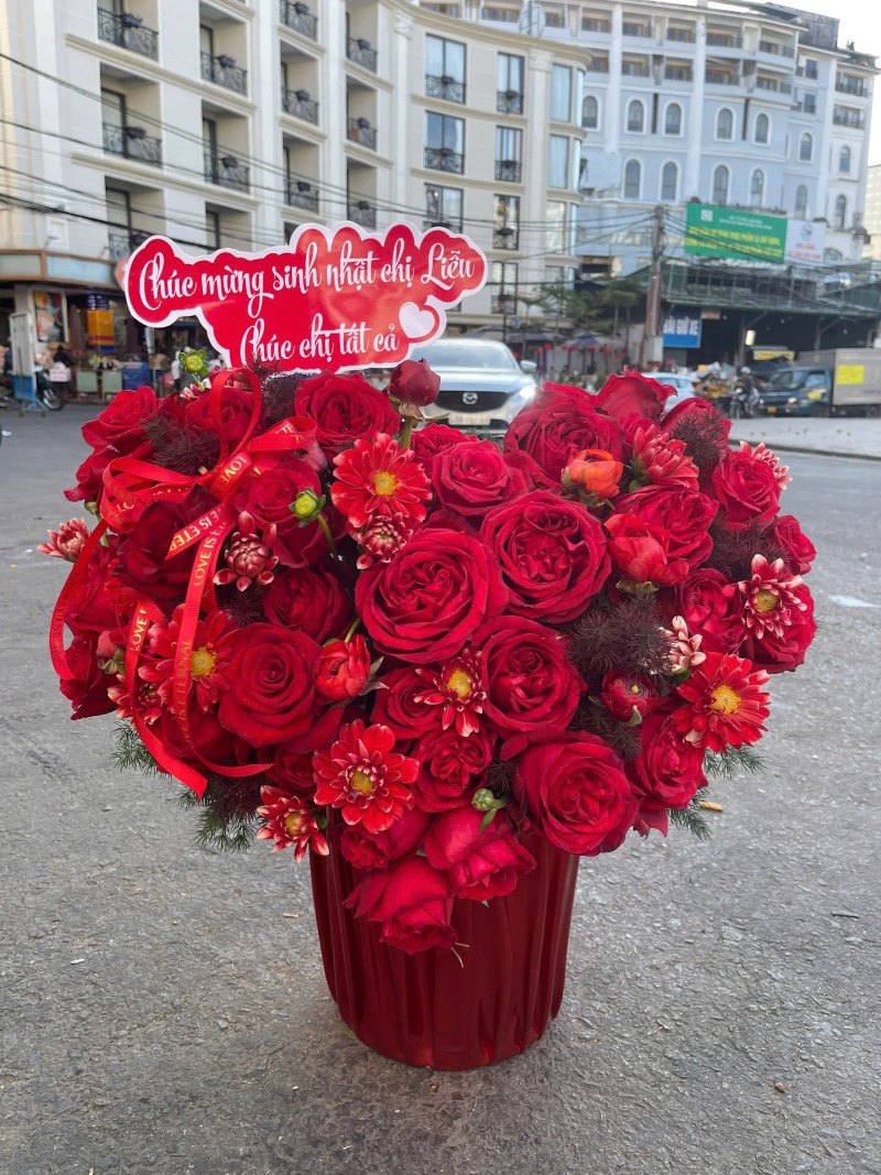 Shop Hoa Tín Hồng - Hoa đẹp, dịch vụ tận tâm Đà Lạt Shop hoa Tín Hồng