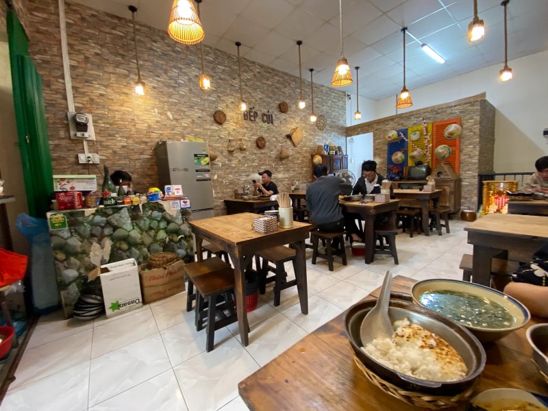 Tiệm Cơm Bếp Củi