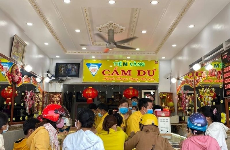 gia vang cam du hom nay 3