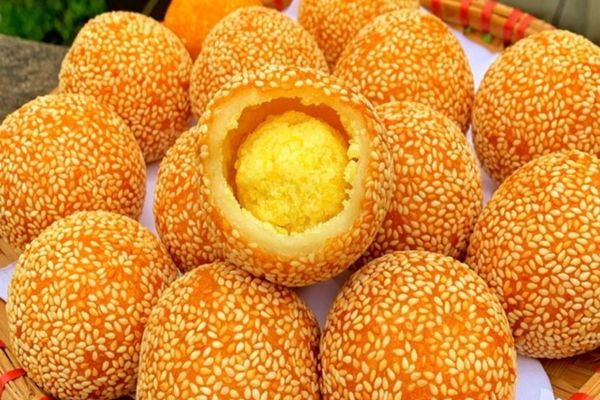 cach lam banh ran nhan dau xanh 2