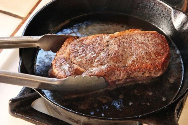 Cách làm bò áp chảo ngon ngọt mềm đậm vị bò cach lam bo ap chao 2