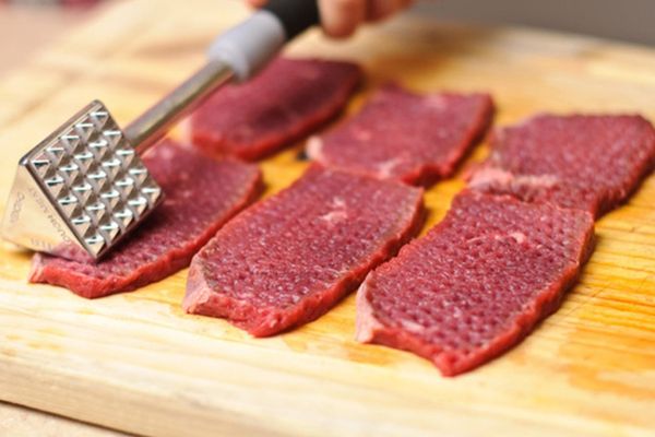 Cách làm bò chiên xù giòn tan thích hợp món ăn vặt cach lam bo chien xu 2