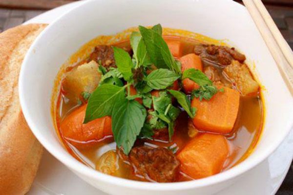 Cách làm bò kho bánh mì đậm đà ngon tròn vị bò cach lam bo kho banh mi 1