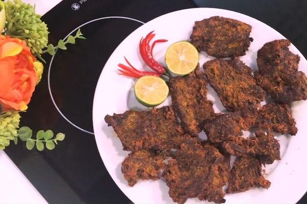 Cách làm bò khô miếng bằng nồi chiên không dầu cach lam bo kho mieng bang noi chien khong dau 2