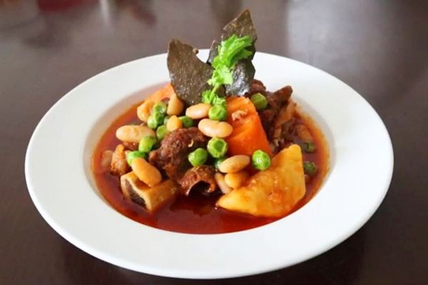 Cách làm bò nấu đậu mềm thơm bùi bùi hấp dẫn cơm cach lam bo nau dau 3