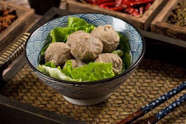 Cách làm bò viên dai ngon chuẩn vị truyền thống cach lam bo vien 3