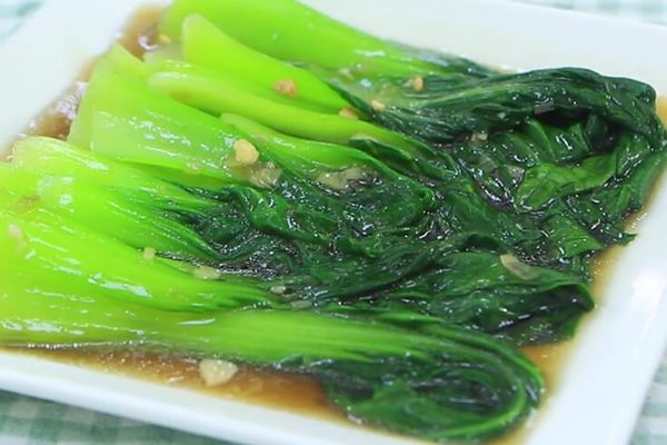 Cách làm cải thìa xào dầu hào ngon đậm đơn giản dễ cach lam cai thia xao dau hao 2