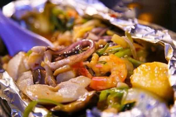 Cách làm đậu hủ nướng giấy bạc thơm lừng dễ làm tại nhà cach lam dau hu nuong giay bac 1