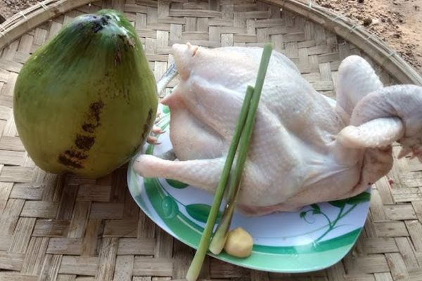 cach lam ga luoc nuoc dua 2