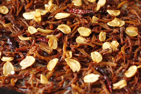 cach lam heo kho chay toi 3