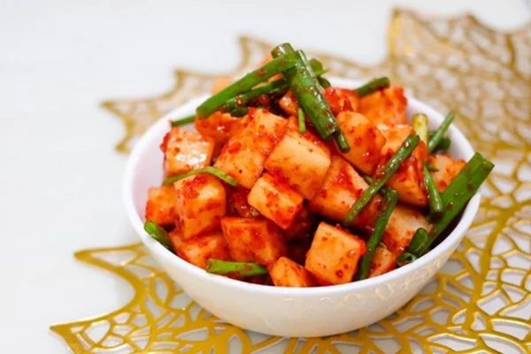 Cách làm kim chi củ cải hàn quốc chua ngọt đúng vị cach lam kim chi cu cai han quoc 1