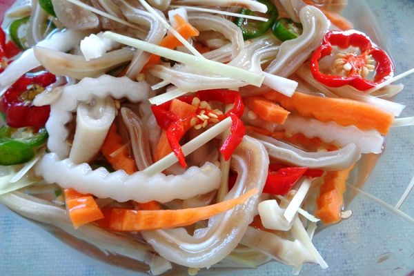 Cách làm tai heo ngâm chua ngọt giòn thơm hấp dẫn cach lam tai heo ngam chua ngot 3