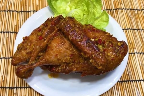 cach lam vit chien sa ot 2