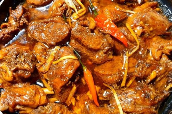 cach lam vit kho gung 1