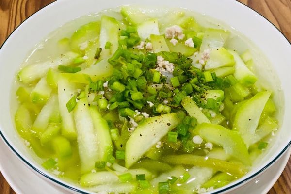 cach nau canh bi xanh 1