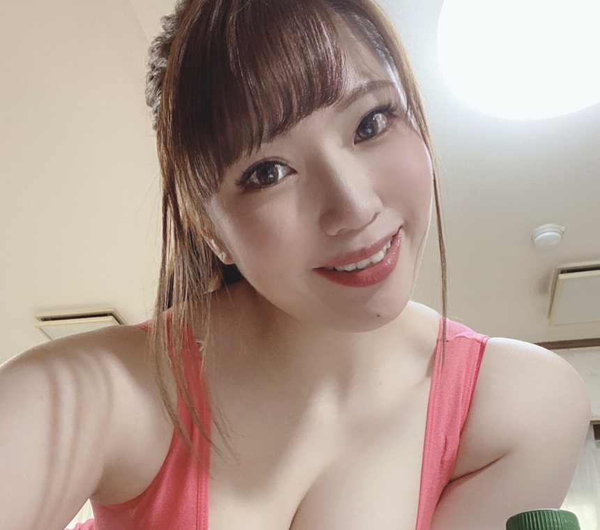Chitose Yuki số đo 3 vòng bao nhiêu? Idol Nhật Bản cực quyến rũ